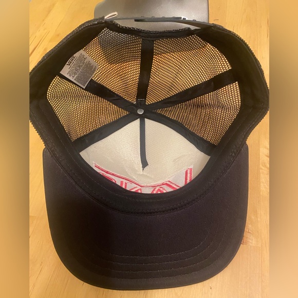 Vans Hat Cap Snap Back Black Pink Trucker Skateboard Skater Mesh Back Mens - Picture 9 of 13